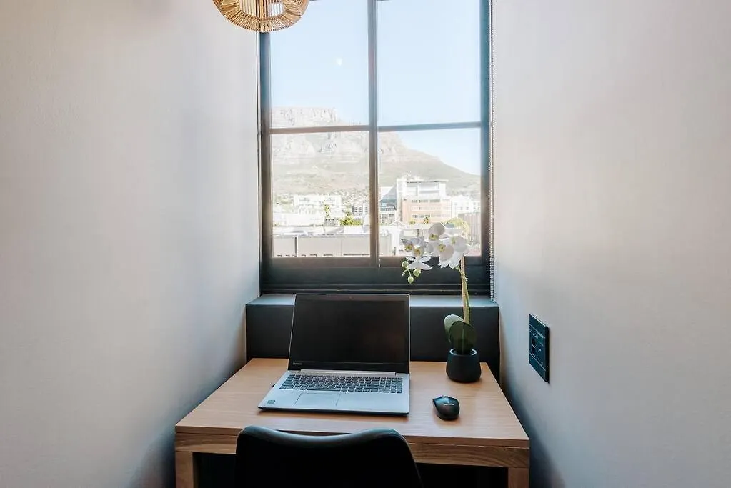 アパート Luxury Urban Living In The East City At The Harri ケープタウン