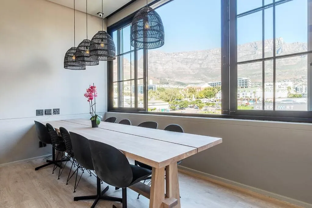 Luxury Urban Living In The East City At The Harri ケープタウン 0*,  南アフリカ